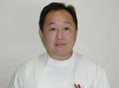 碓井 貞彦(理事長)